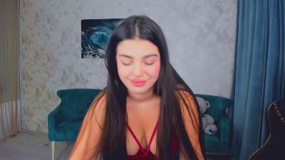 SnowingWinter live cam on Cam4