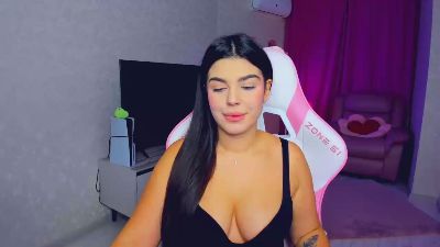SnowingWinter live cam on Cam4