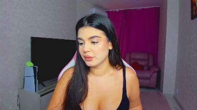 SnowingWinter live cam on Cam4