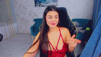 SnowingWinter live cam on Cam4