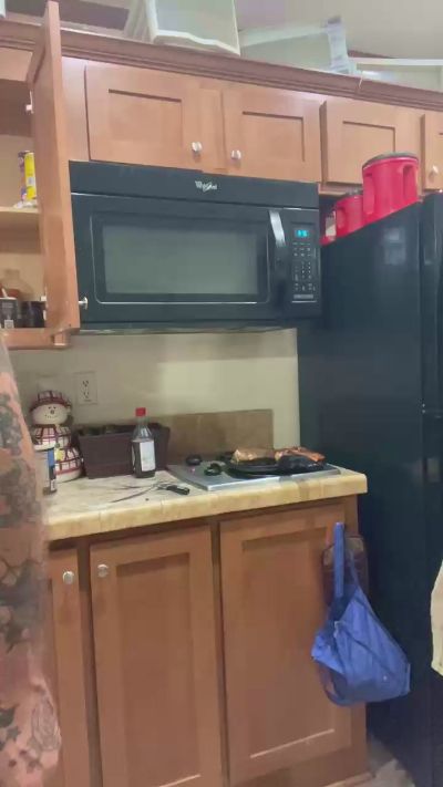 Snowman420 live cam on Cam4