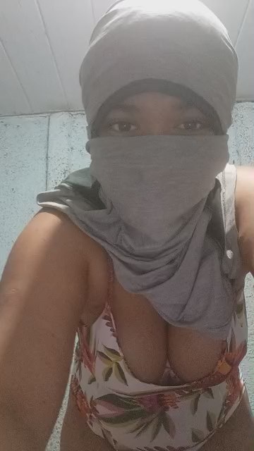 Soares2323 live cam on Cam4
