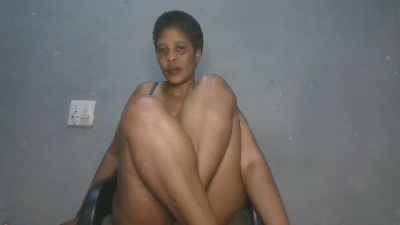 SoaringDiva1 live cam on Cam4