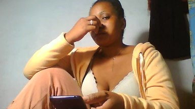 Soavy live cam on Cam4