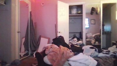 SoberJudge26 live cam on Cam4