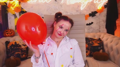 SofaBloomy live cam on Cam4