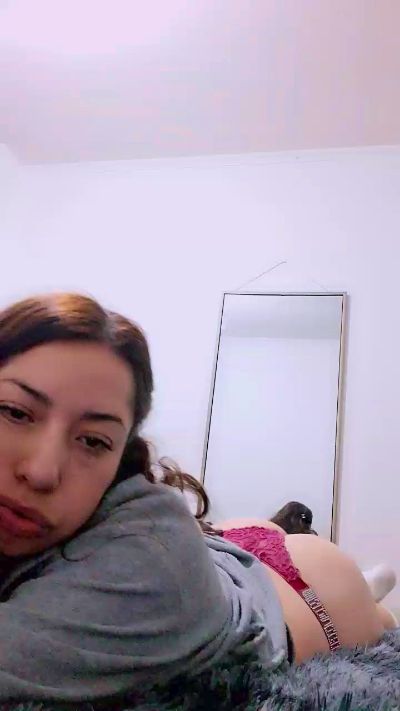 Sofi9621 live cam on Cam4