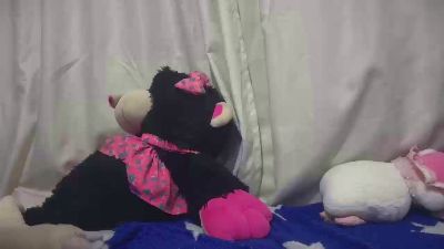 Sofi_hottt live cam on Cam4