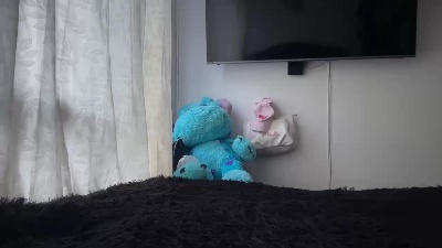 Sofi_hottt live cam on Cam4