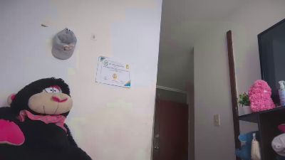 Sofi_hottt live cam on Cam4