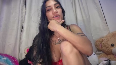 Sofi_hottt live cam on Cam4