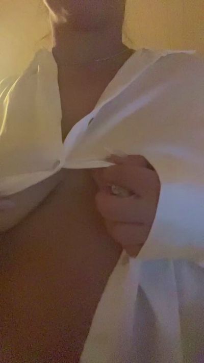 Sofia31 live cam on Cam4