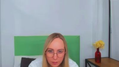 SofiaCam live cam on Cam4