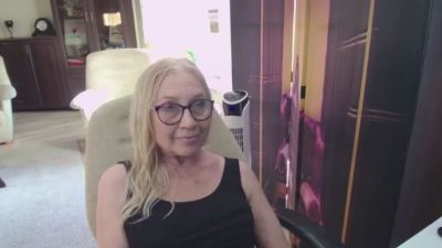 Sofia_xLOVE live cam on Cam4