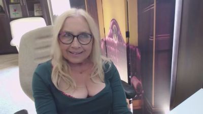 Sofia_xLOVE live cam on Cam4