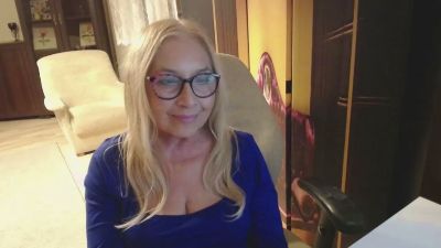 Sofia_xLOVE live cam on Cam4