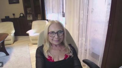 Sofia_xLOVE live cam on Cam4