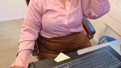 Sofiabbw06 live cam on Cam4