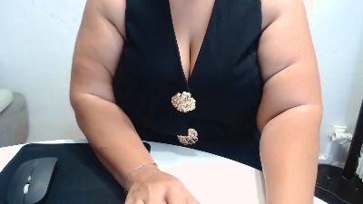 Sofiabbw06 live cam on Cam4