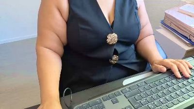 Sofiabbw06 live cam on Cam4