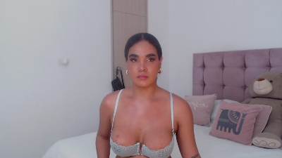 Sofiarivas1999 live cam on Cam4