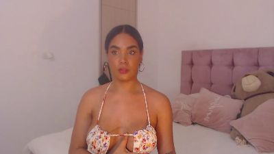 Sofiarivas1999 live cam on Cam4