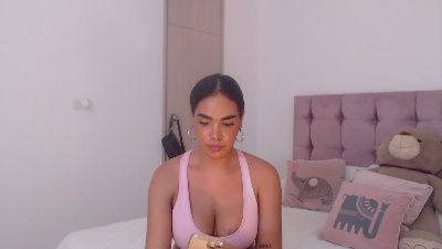 Sofiarivas1999 live cam on Cam4