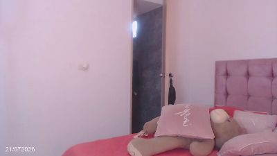 Sofiarivas1999 live cam on Cam4