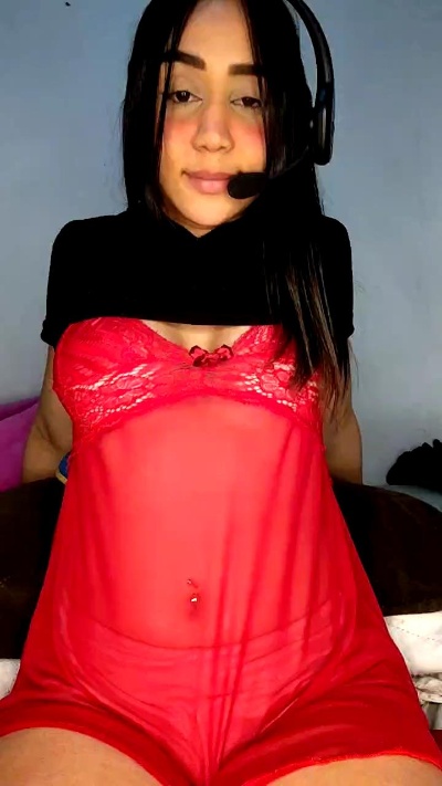 Sofiasmithf live cam on Cam4