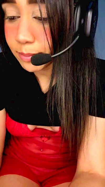 Sofiasmithf live cam on Cam4