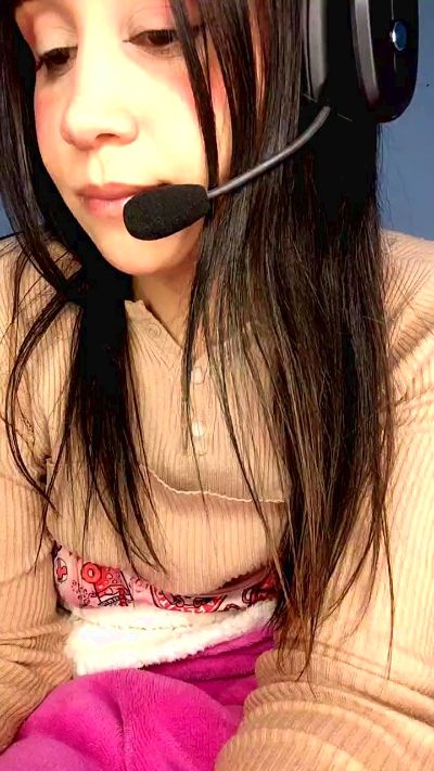 Sofiasmithf live cam on Cam4