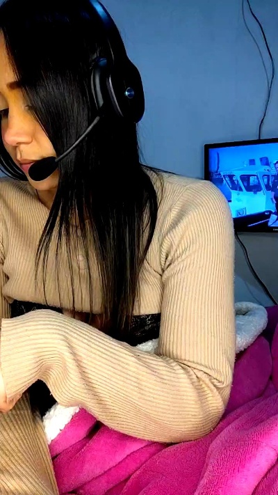 Sofiasmithf live cam on Cam4