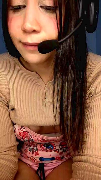 Sofiasmithf live cam on Cam4