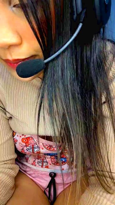 Sofiasmithf live cam on Cam4