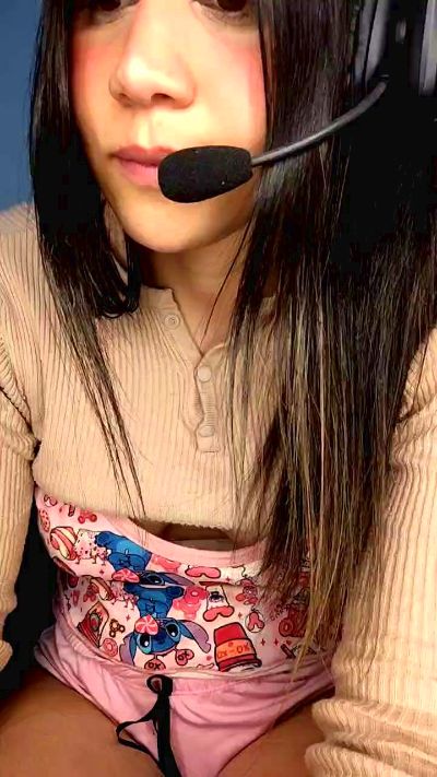Sofiasmithf live cam on Cam4