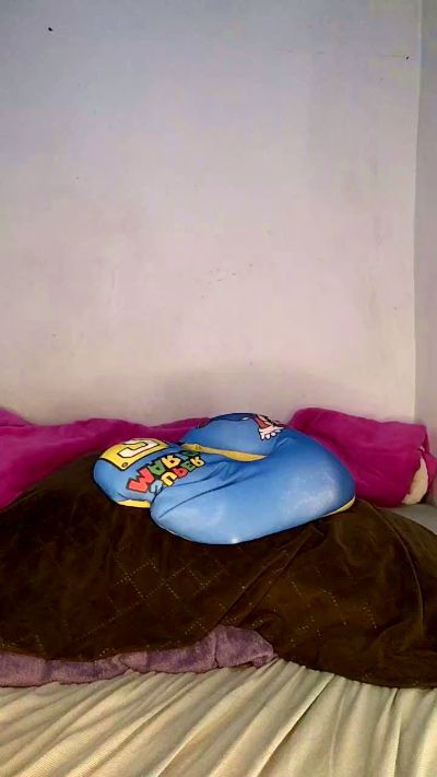 Sofiasmithf live cam on Cam4