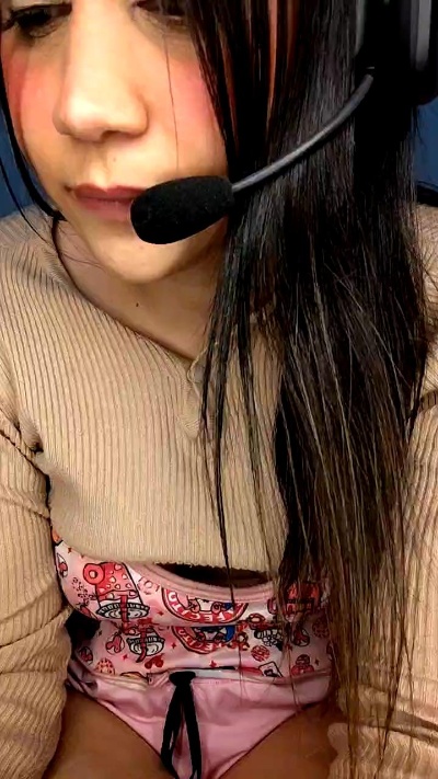 Sofiasmithf live cam on Cam4