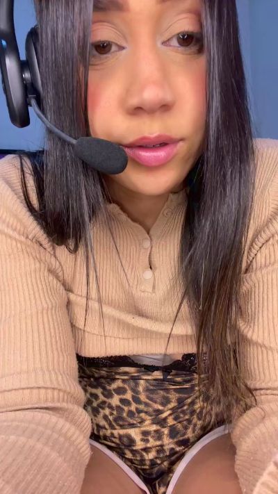 Sofiasmithf live cam on Cam4