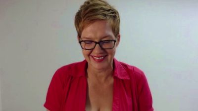 Sofie_Velvet live cam on Cam4