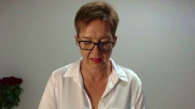 Sofie_Velvet live cam on Cam4