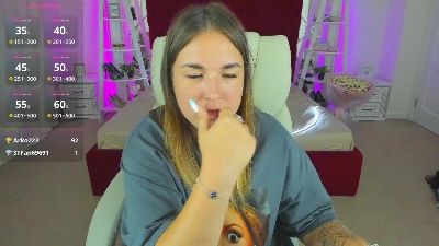 Sofii_darling live cam on Cam4