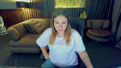 Sofii_darling live cam on Cam4