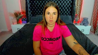 Sofii_darling live cam on Cam4