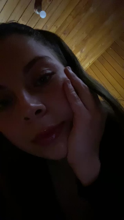 Sofiii69 live cam on Cam4