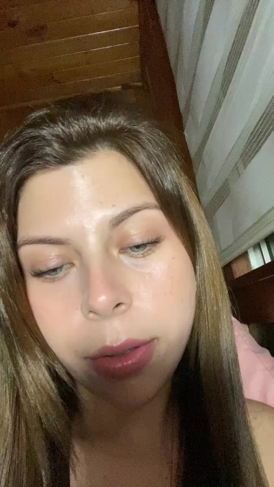 Sofiii69 live cam on Cam4