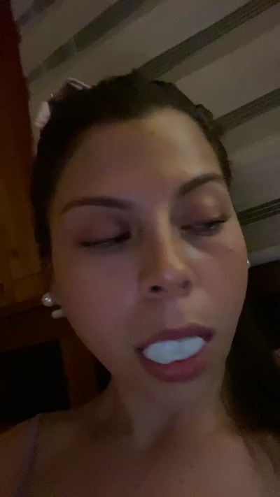 Sofiii69 live cam on Cam4
