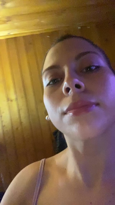 Sofiii69 live cam on Cam4