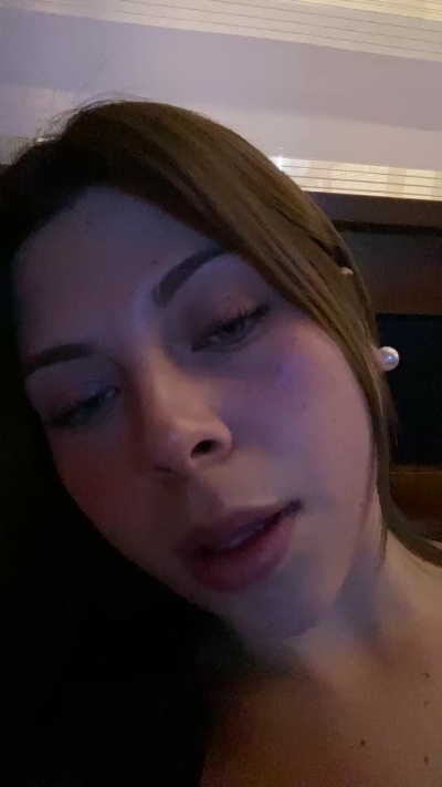 Sofiii69 live cam on Cam4