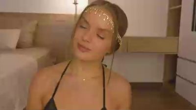Sofiluuuuu live cam on Cam4