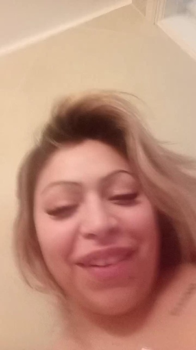 Solcii28 live cam on Cam4
